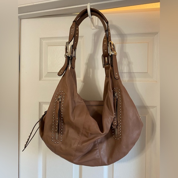 B Makowsky light brown shoulder bag, great condition, very clean - Picture 1 of 6